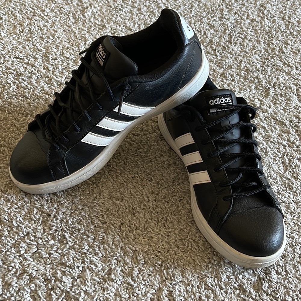 Adidas Neo